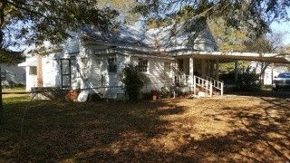 710 E Pearsall St, Dunn, NC 28334
