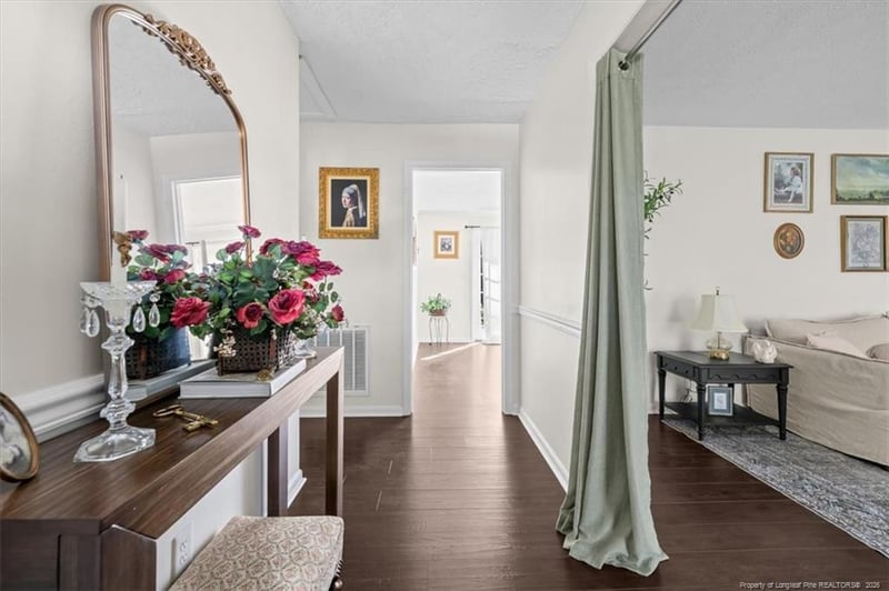 710 Roundtree Dr, Fayetteville, NC 28304
