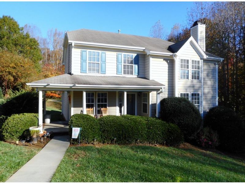 710 Sam Snead Dr, Mebane, NC 27302