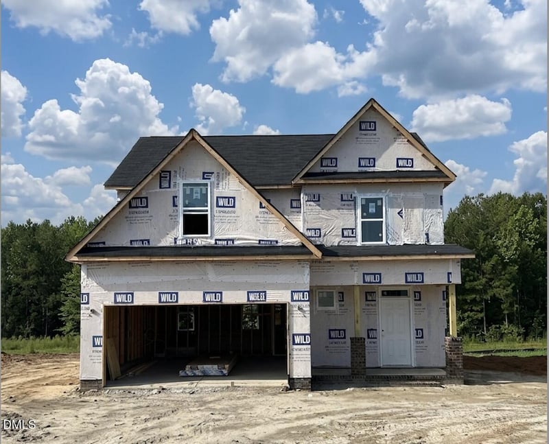 710 Springtooth Dr, Zebulon, NC 27597