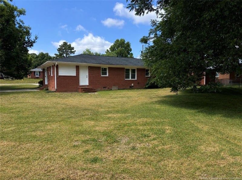 710 Tupelo Cir, Fayetteville, NC 28304
