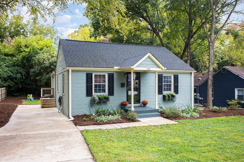 710 Tyler Rd, Raleigh, NC 27604