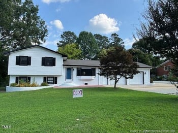 710 Wakeland Dr, Garner, NC 27529