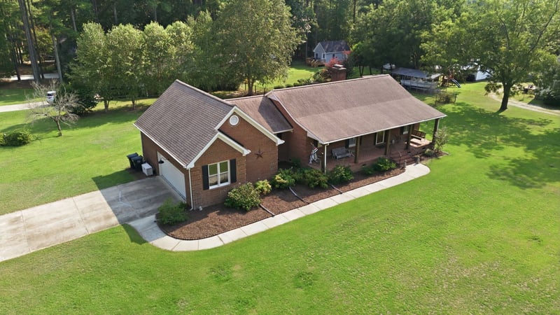 7100 Deer Brook St, Willow Springs, NC 27592