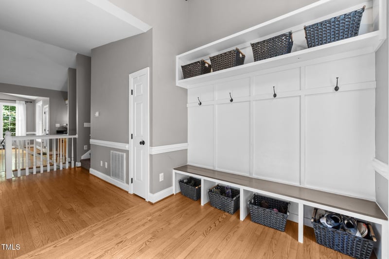 7100 Falls Glen Ct, Raleigh, NC 27614