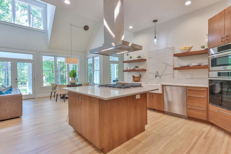 71001 Wilkinson, Chapel Hill, NC 27517