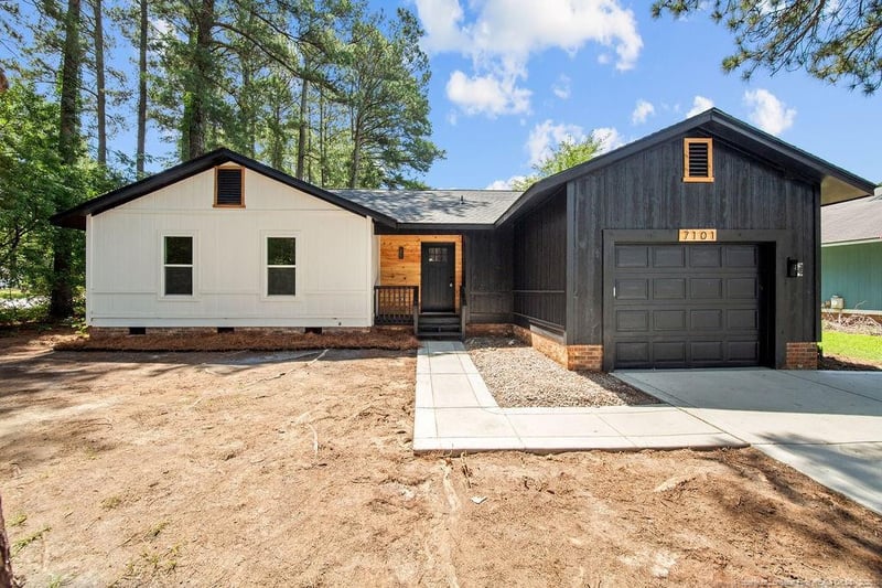 7101 San Juan Dr, Fayetteville, NC 28314