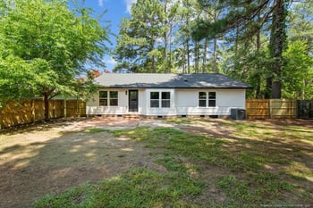 7101 San Juan Dr, Fayetteville, NC 28314