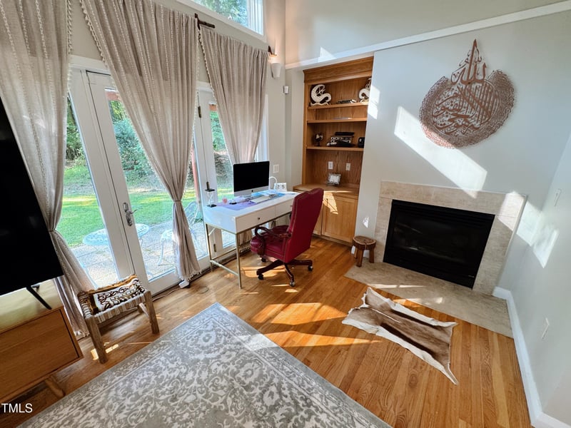 71010 Russell , Chapel Hill, NC 27517