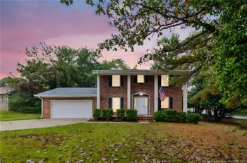 7102 Evanston St, Fayetteville, NC 28314