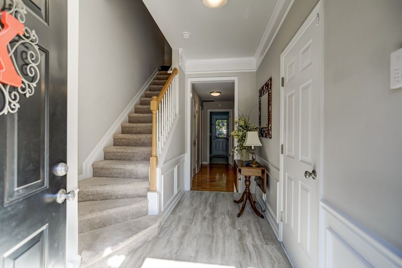7102 Proctor Hill Dr, Raleigh, NC 27613