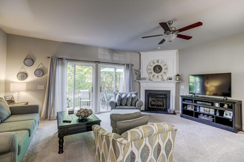 7102 Proctor Hill Dr, Raleigh, NC 27613