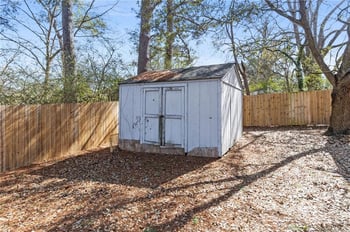 7102 Ryan St, Fayetteville, NC 28314