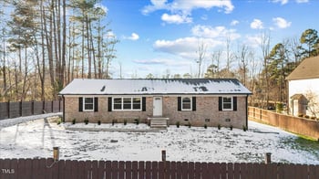 7103 Big Horn Dr, Hillsborough, NC 27278