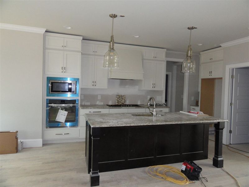 7105 Aventon Glen Dr, Wake Forest, NC 27587