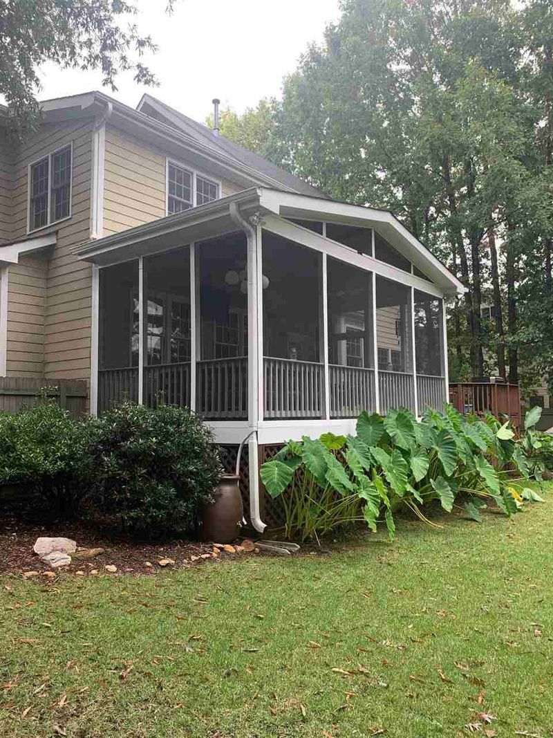 7105 Wilderness Rd, Raleigh, NC 27613