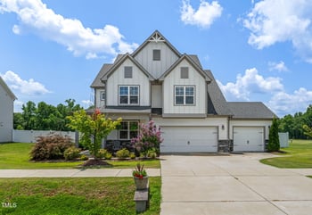 7106 Cabernet Franc Dr, Willow Springs, NC 27592