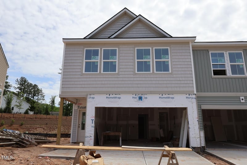 7106 Hubner Pl, Cary, NC 27519