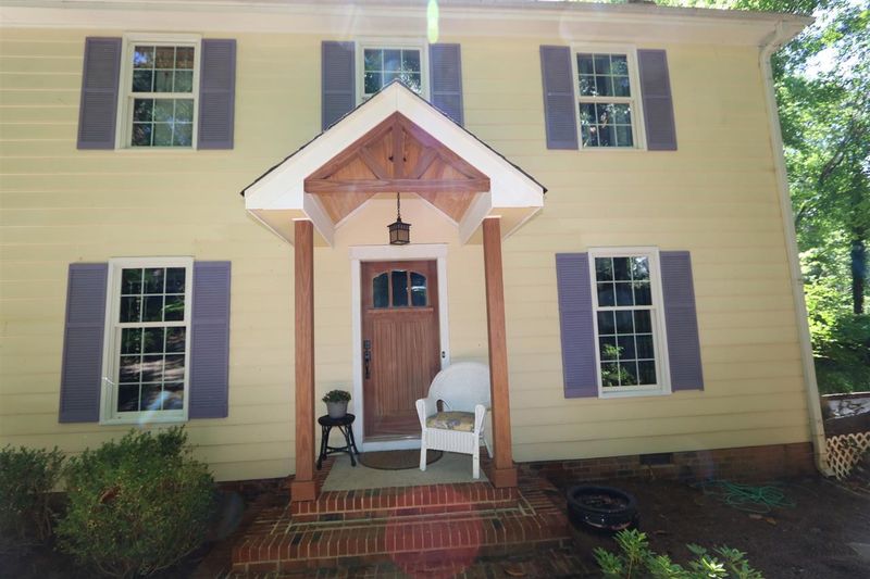 7108 Mill Ridge Rd, Raleigh, NC 27613