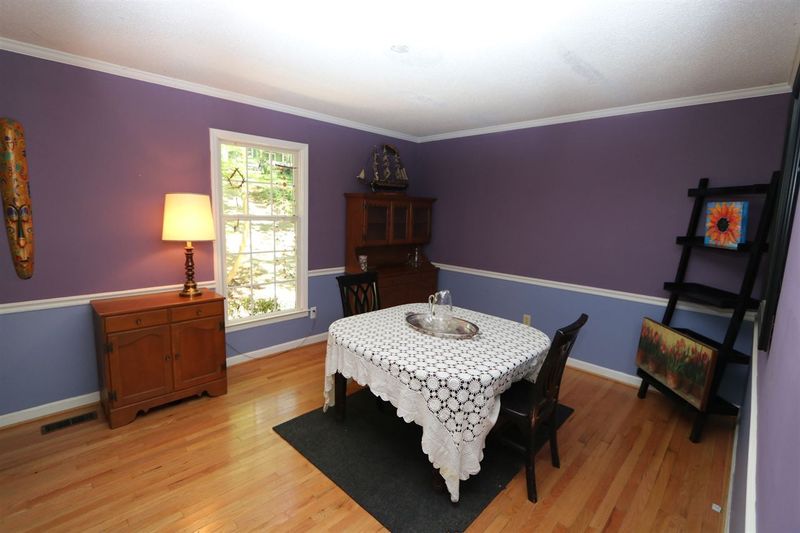 7108 Mill Ridge Rd, Raleigh, NC 27613