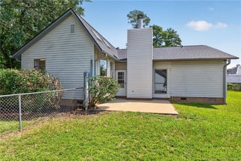 7109 Canary Dr, Fayetteville, NC 28314