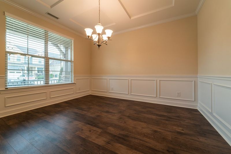 7109 Hinman Ln, Apex, NC 27539
