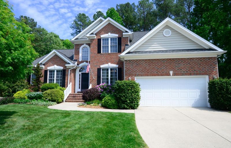 711 Ainsley Ct, Durham, NC 27713