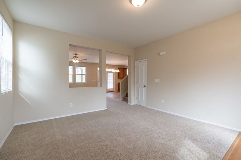 711 Ashburn Ln, Durham, NC 27703