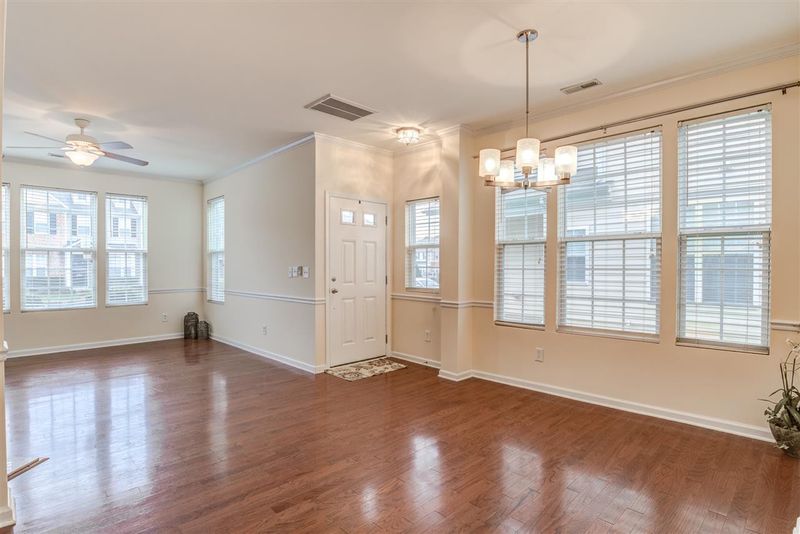 711 Bryant St, Raleigh, NC 27603