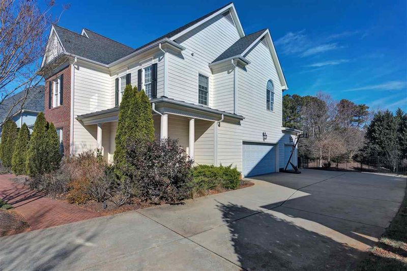 711 Cambridge Hall Loop, Apex, NC 27539