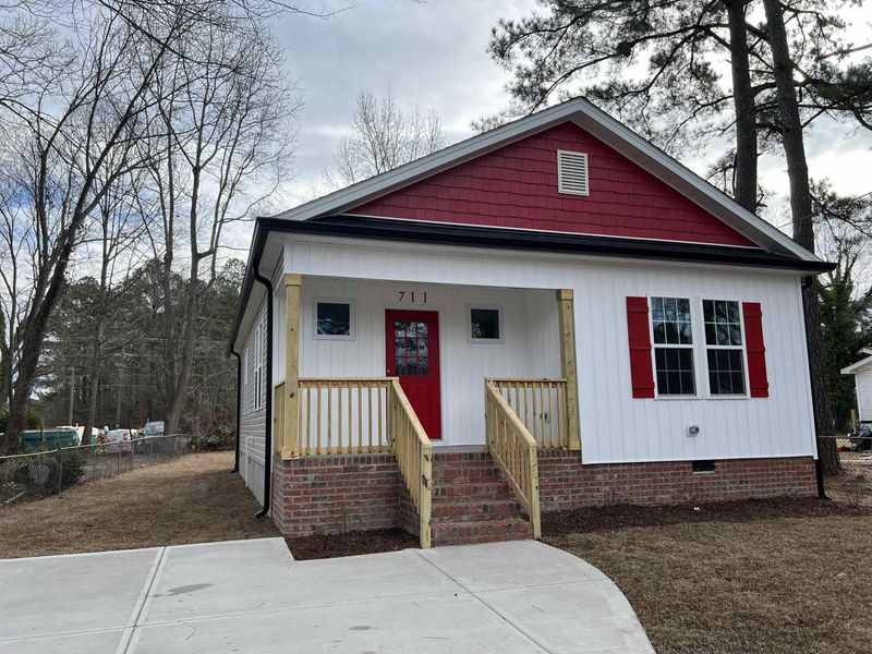 711 East St, Smithfield, NC 27577