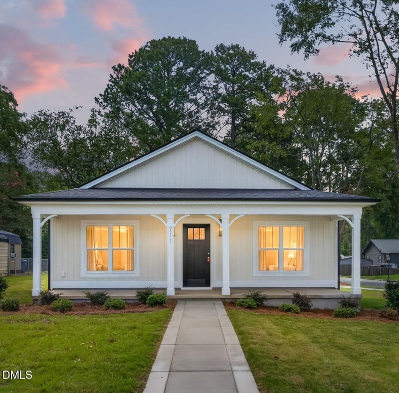 711 Ellis Ave, Dunn, NC 28334
