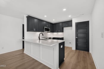 711 S Ellis Ave, Dunn, NC 28334
