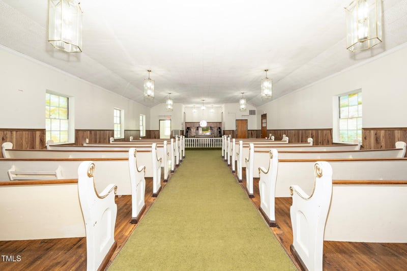 711 Holt St, Mebane, NC 27302