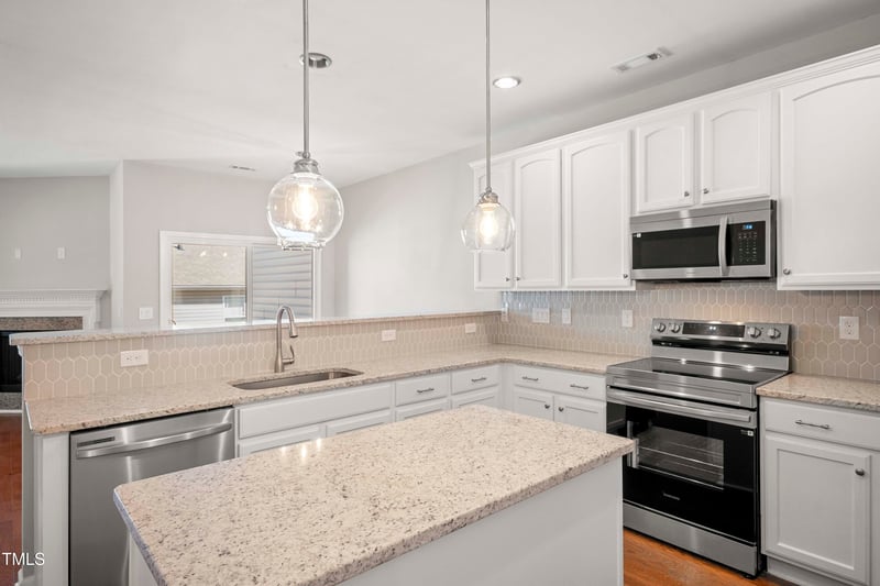 711 Keystone Park Dr #51, Morrisville, NC 27560