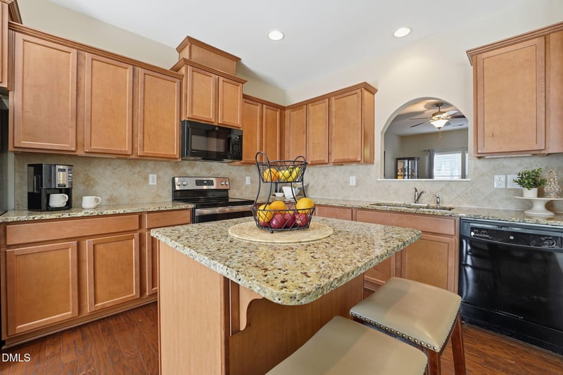 711 Keystone Park Dr #90, Morrisville, NC 27560