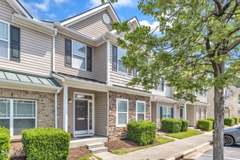 711 Keystone Park Dr, Morrisville, NC 27560