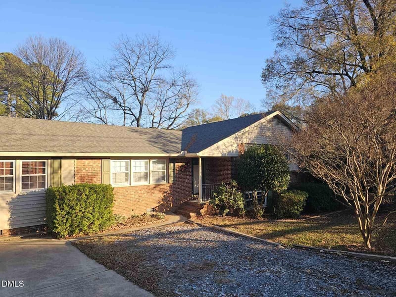 711 Kildaire Farm Rd, Cary, NC 27511