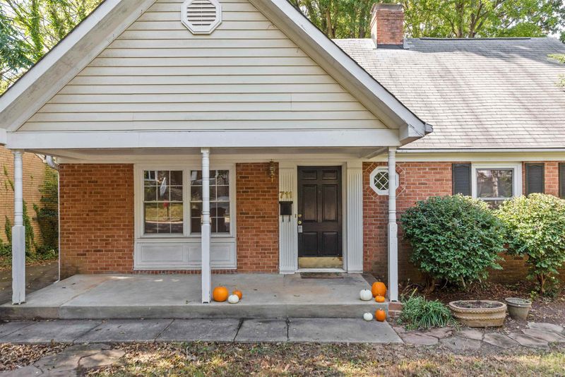 711 Latta St, Raleigh, NC 27607
