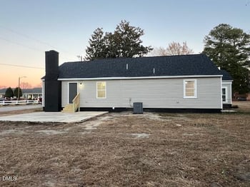 711 Memorial Ave, Dunn, NC 28334