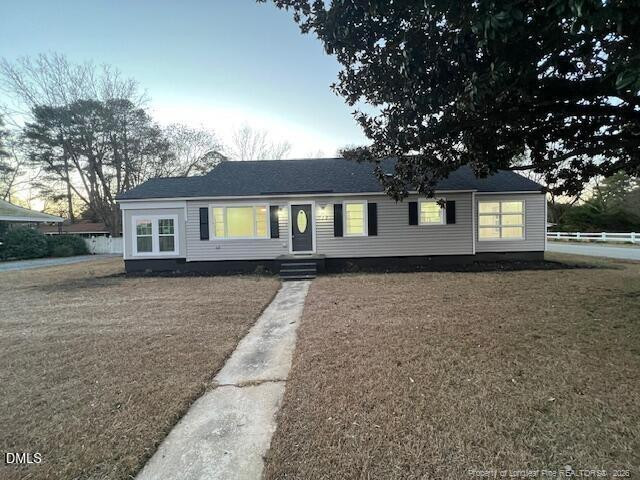 711 Memorial Ave, Dunn, NC 28334