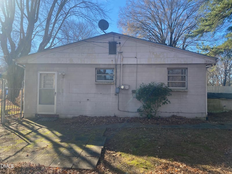 711 Old Oxford Rd, Durham, NC 27704
