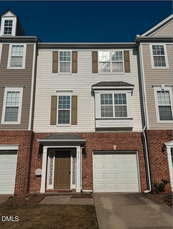 711 Sutter Gate Ln, Morrisville, NC 27560