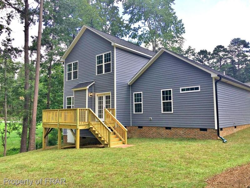 711 Tidewater Dr, Sanford, NC 27330