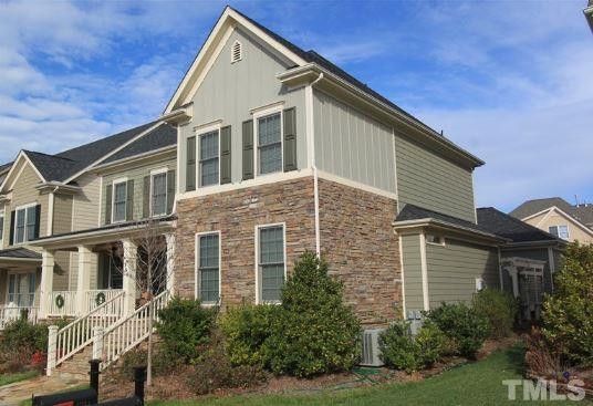 711 Water Hickory Dr, Cary, NC 27519