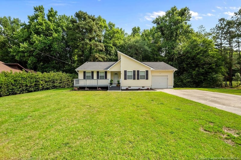 7110 Lytteton Dr, Fayetteville, NC 28311