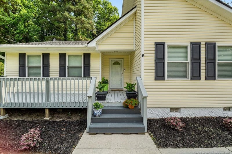 7110 Lytteton Dr, Fayetteville, NC 28311