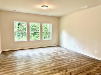 7111 Stratified Ct, Mebane, NC 27302