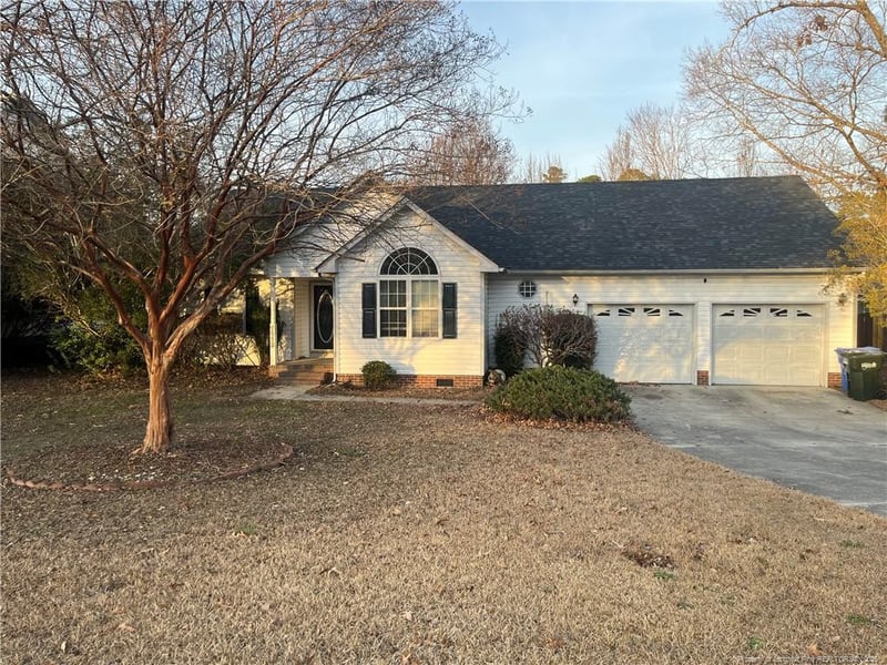 7112 Overland Ct, Fayetteville, NC 28306