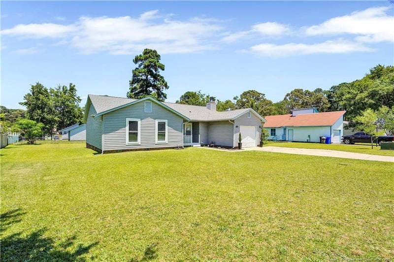 7112 San Juan Dr, Fayetteville, NC 28314